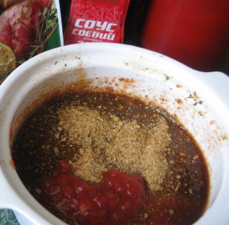 Курячі гомілки в томатно-соєвому соус